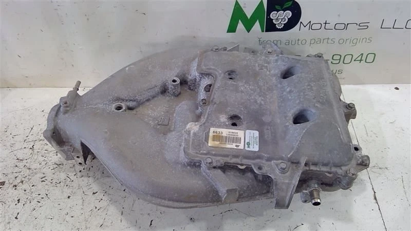 Colector de admisión de combustible del motor Cadillac STS 2008-2011 OEM 12595633/12595765 Foto 1 de 4