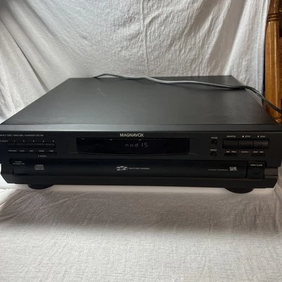 Magnavox 5 CD Compact Disc Multi Disc Carousel Changer CDC748 Tested No Remote - Image 1 of 4