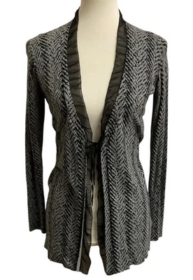 Cárdigan Abierto Simply Vera Wang Gris y Negro Estampado con Corbata Frontal - Talla S Foto 1 de 4