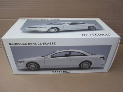 AUTOart 1/18 Mercedes-Benz CL-Klasse modellino auto pressofuso bianco nuovo - Immagine 1 di 4