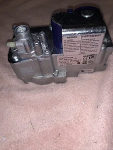 Resideo vk8405v1006 Gas Control Valve - Picture 1 of 11