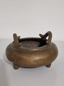 CHINESE BRONZE TRIPOD CENSER INCENSE BURNER BASE STAMPED MARKED - Picture 1 of 8