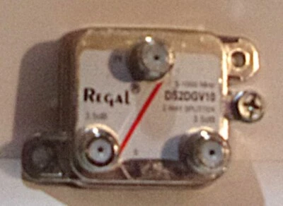 Regal DS2DGV10 2 way vertical port splitter - Image 1 of 4