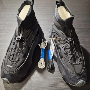 adidas Originals Ozmorphis "Mr. Bailey Core Black" EU42 US8,5 UK8 GX9637 - Bild 1 von 7