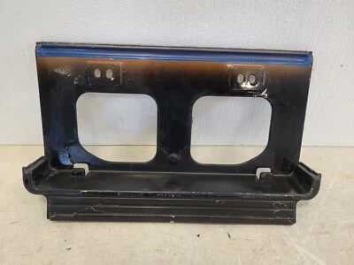 Luz trasera central Toyota MR2 1987-1989 montaje en matrícula Foto 1 de 4