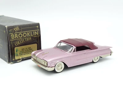 Brooklin Modelli 1/43 - Ford Sunliner Rosa 1960 N.37 - Immagine 1 di 2
