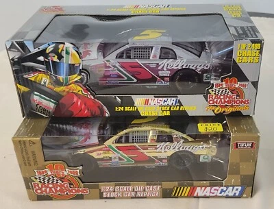 Lote de 2 autos Chevy 1999 1/24 Racing Champions #5 T. Labonte Kellogg's dorado y cromado Foto 1 de 4