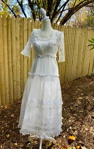 Edwardianisches antikes weißes Rasenkleid 1905-1915 • Spitze & Biesen • restauriert S - Bild 1 von 24