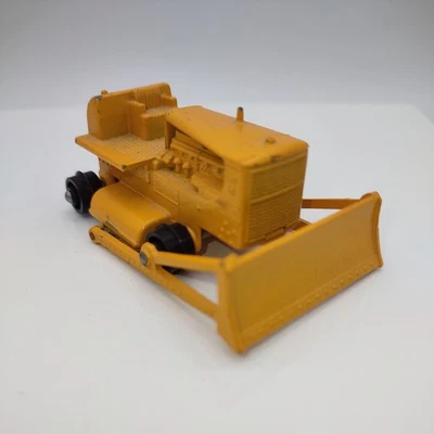 Vintage Matchbox Lensey 18 Caterpillar D8 Bulldozer ~ Missing Tracks - Image 1 of 4