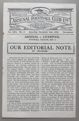 1933/34 Arsenal (Champions) v Liverpool League Division 1 w/o red cover - Image 1 of 3