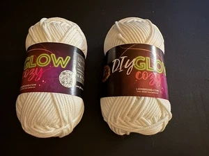 Menge 2 Löwenmarke Zum Selbermachen leuchtende kuschelige Garnknäuel - weiß - Bild 1 von 3