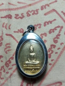 Amuleto de Buda tailandés phra lp sab wat radrenu potente colgante. - Imagen 1 de 2