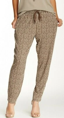 HUE U15456 Brown/Beige Geo Chill Chic Relaxed Rayon Jersey Skimmer Leggings - Image 1 of 4