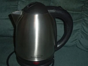 Brentwood Stainless Steel Electric Cordless Tea Kettle 1.5 L Silver KT-1780 - Picture 1 of 2