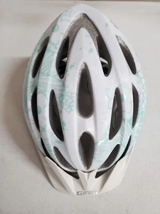 Giro Skyla White & TEal Womens Cycling 50-57 cm 284g Model G151Y Adjustable NICE - Picture 1 of 5