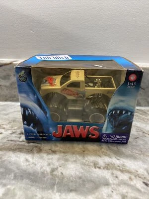 2004 Muscle Machines JAWS Bigfoot 1:43 Scale Monster Truck Die-Cast New - Image 1 of 4