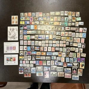 Belgium Belgique Stamp Collection 208 Different & Souvenir Sheets - Picture 1 of 21