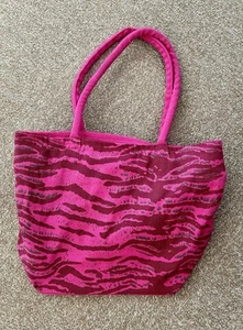 M&S Per Una Shoulder Bag - Fuschia Pink - Canvas - Zip - Camo Pattern - UNUSED - Picture 1 of 7