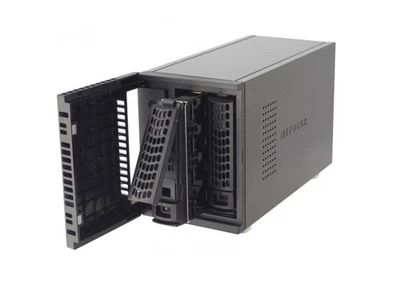 Netgear RN10200 (RN102220-100EUS) Advanced Network Storage - PSU+ 2 Disk Trays - Image 1 of 4