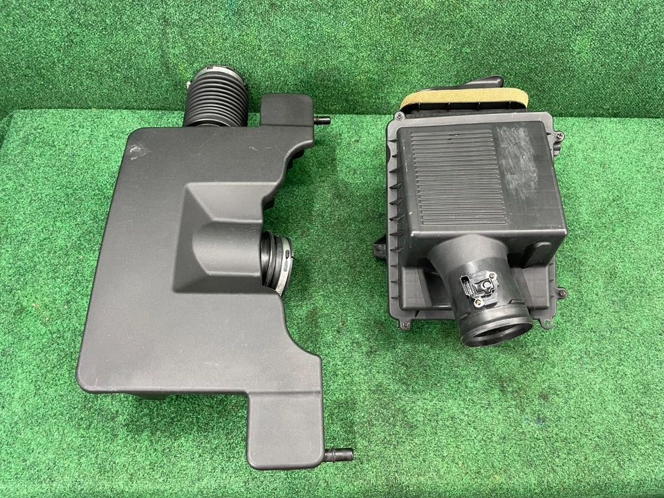 Cadillac Escalade 2015-2020 6,2 L 4x4 limpiador de admisión de aire conducto de salida fabricante de equipos originales Foto 1 de 4