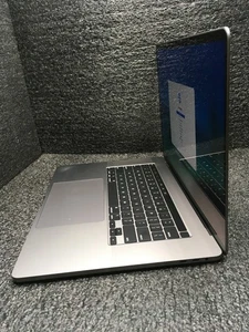 Apple MacBook Pro 16" Intel Core i7-9750H 2,60GHz 32GB RAM 1TB MVVL2LL/A A2141 - Bild 1 von 10