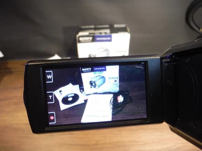 Sony DCR-SR68  Handycam Camcorder *Nice Bundle Blue Compact TESTED working - Image 1 of 4