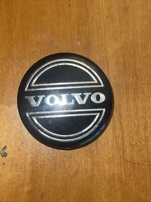 Центральный колпак ступицы колеса Volvo C30 S40 V40 50 S60 C70 740 S80 90 940 30666913 от оригинального производителя - Изображение 1 из 2