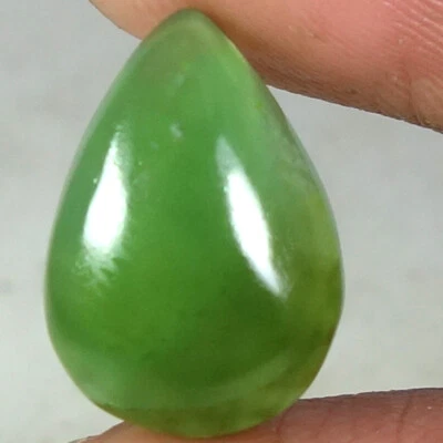 Piedras preciosas sueltas cabujón pera jade verde 100 % natural 08,80 quilates 12 x 17 x 06 mm Foto 1 de 3