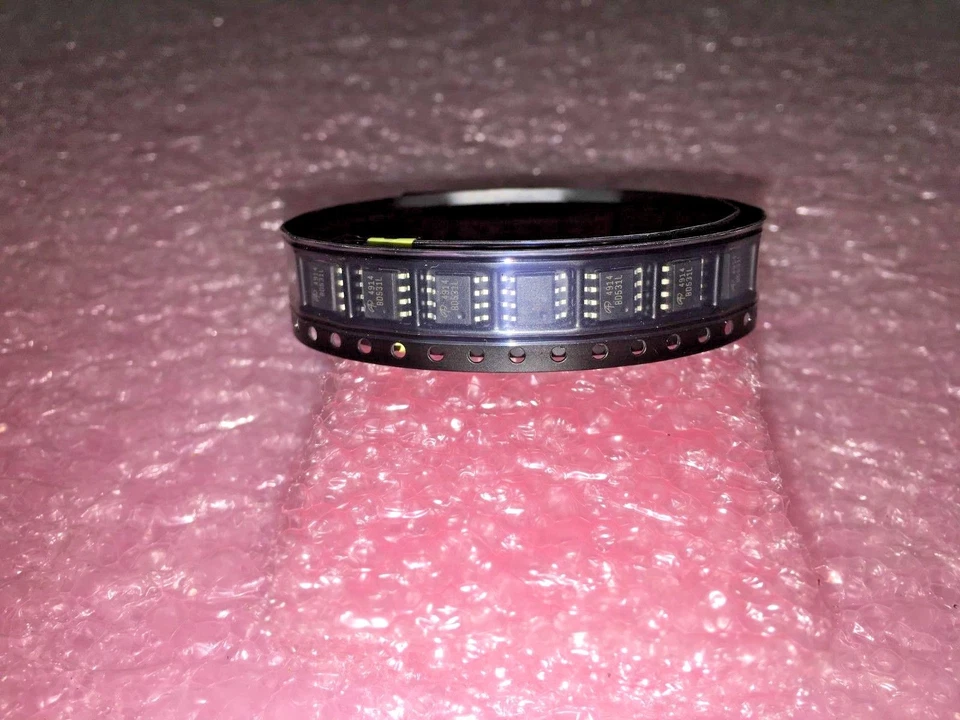 (31 PIECE LOT) AO4914, A&O, 30V Dual N-Channel MOSFET with Schottky Diode - Image 1 of 1