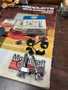 NOS FORD Rear Door Safety Locks Kit 1965 1966 1967 68 1969 1970 MUSTANG GALAXIE - Picture 1 of 3