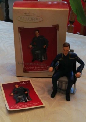 Hallmark Keepsake Ornament Enterprise NX-01 Captain Jonathan Archer  - Bild 1 von 4
