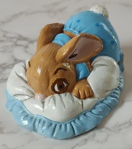 Vintage Pendelfin Hand Painted Stonecraft Bunny/Rabbit 4x3x2" A9 - Picture 1 of 4