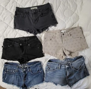 5 pcs Talula Aritzia low rise denim shorts distressed raw hem  27 - Picture 1 of 7