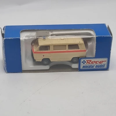 Vintage Roco Miniature Modell Volkswagen Type 2 Ambulanz 1:87 Scale Nº1355 - Image 1 of 4