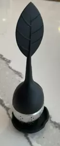 Black Silicone Leaf Tea Infuser with Stainless Tea Strainer/Herbal Spice Filter - Picture 1 of 2