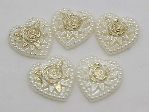 50 piezas cabujones corazón plano perla acrílico marfil con flor brillante 18 mm - Imagen 1 de 7