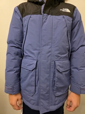 North Face McMurdo 600 Down Parka Boys, Large Used - Image 1 of 4
