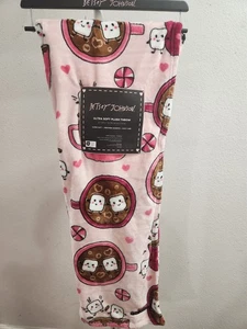 BETSEY JOHNSON PELUCHE ULTRA SUAVE TIRO NUEVO CON ETIQUETAS 50 PULGADAS X 70 PULGADAS REGALO DE VACACIONES 100 % POLIÉSTER - Imagen 1 de 3