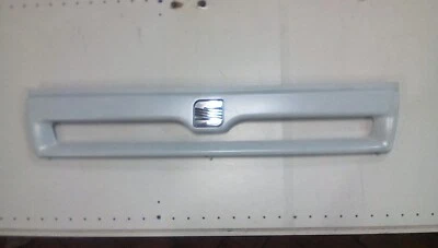 SEAT IBIZA MASCHERINA GRIGLIA PARAURTI ANTERIORE NUOVO ORIGINALE Foto 1 de 2