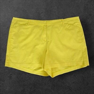 NUEVO $39 Lane Bryant Pantalones Cortos Mujer 26 Amarillo Frente Plano Elástico 5" Entrepierna Nuevo con Etiquetas Foto 1 de 4