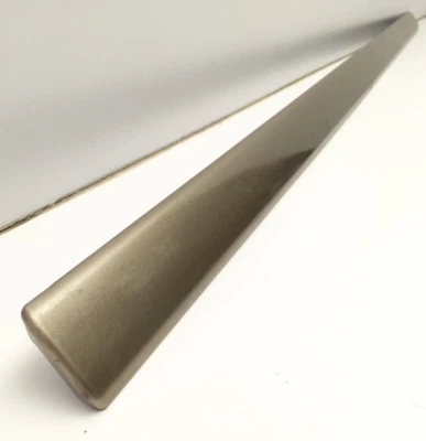 Honda Odyssey 2005-2007 moldura delantera derecha roca del desierto OEM 75302-SHJ-A22ZJ Foto 1 de 4