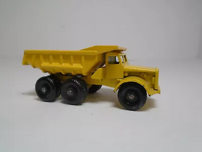 LESNEY MATCHBOX #6C1 QUARRY DUMP TRUCK ORIGINAL W/BLACK PLASTIC WHEELS NEAR MINT - Image 1 of 4