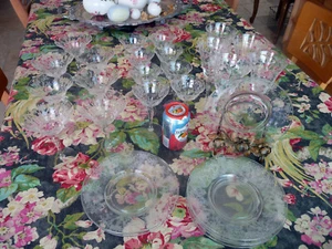 28 Stück Wasser/Weingläser/Salatteller/Champagner/Sherbert/Morgantown Spitzenstrauß - Bild 1 von 12