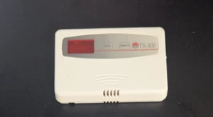 Honeywell Ademco TS300 Dual Temperature Sensor - Picture 1 of 1