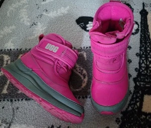 Ugg 👣 Mädchen Stiefeletten/Winterstiefel/Schneeboots 🐾 Gr.28 🐑 warm 🩷 Pink - Bild 1 von 7