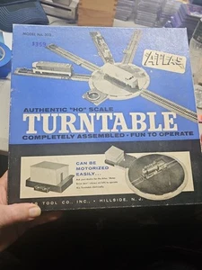 ATLAS TURNTABLE HO SCALE IN BOX Model No. 302 - Picture 1 of 6