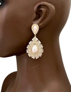 2.5" Long  Elegant Clear Crystal White Faux Pearl Statement Evening Earring - Picture 1 of 3