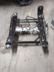 Jeep Grand Cherokee 2005-10 Left Front Driver Power Seat Bottom Frame Track - Picture 1 of 10