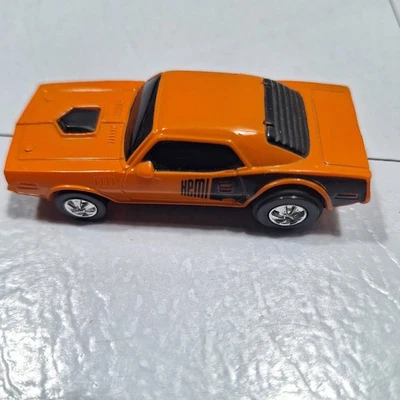 MOPAR VINTAGE JOHNNY LIGHTNING 1968 HEMI DODGE CHARGER PLAYING MANTIS 1996 - Image 1 of 3