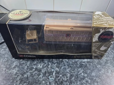 Прицеп и контейнер Corgi масштаб 1:50 22504 - Bedford TK - Guinness - Изображение 1 из 4